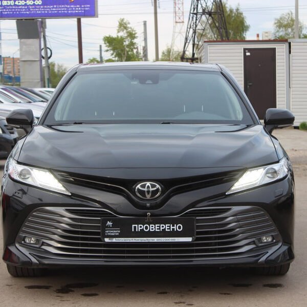 Toyota Camry, 2019